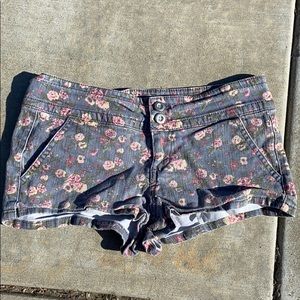 This is forever 21 shorts size 27.